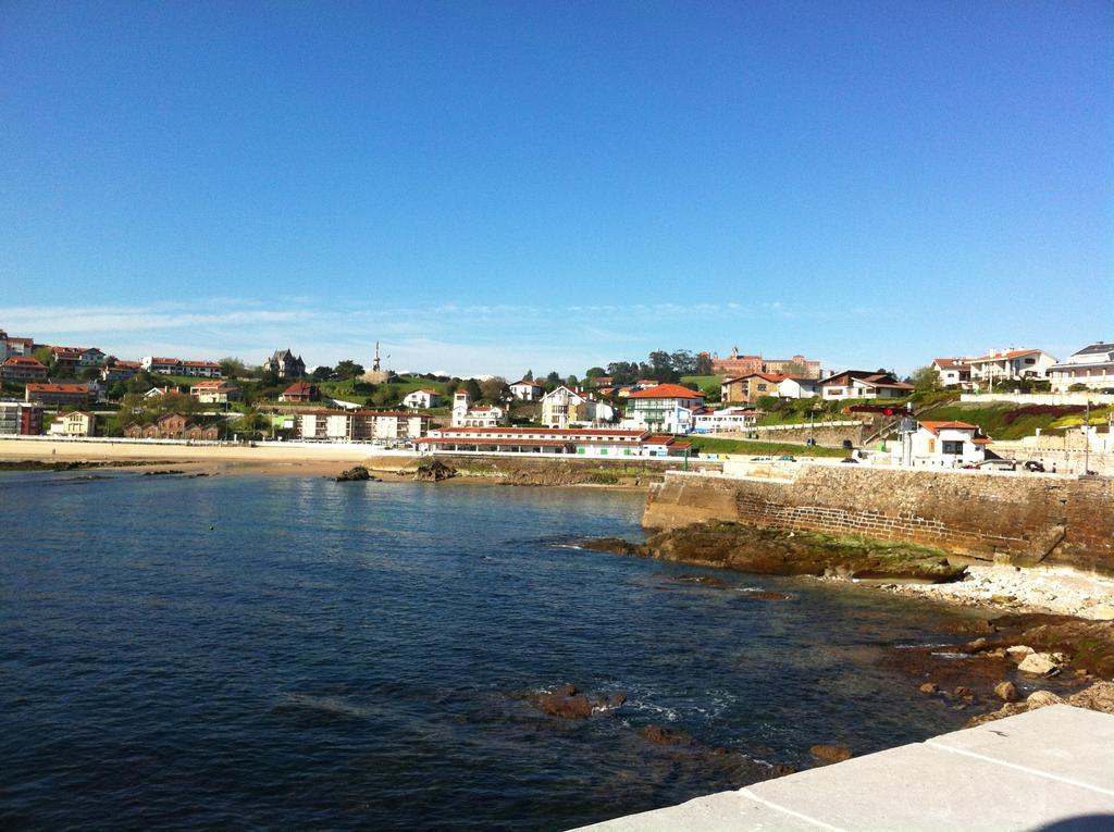 Apartamentos Mar Comillas Dış mekan fotoğraf